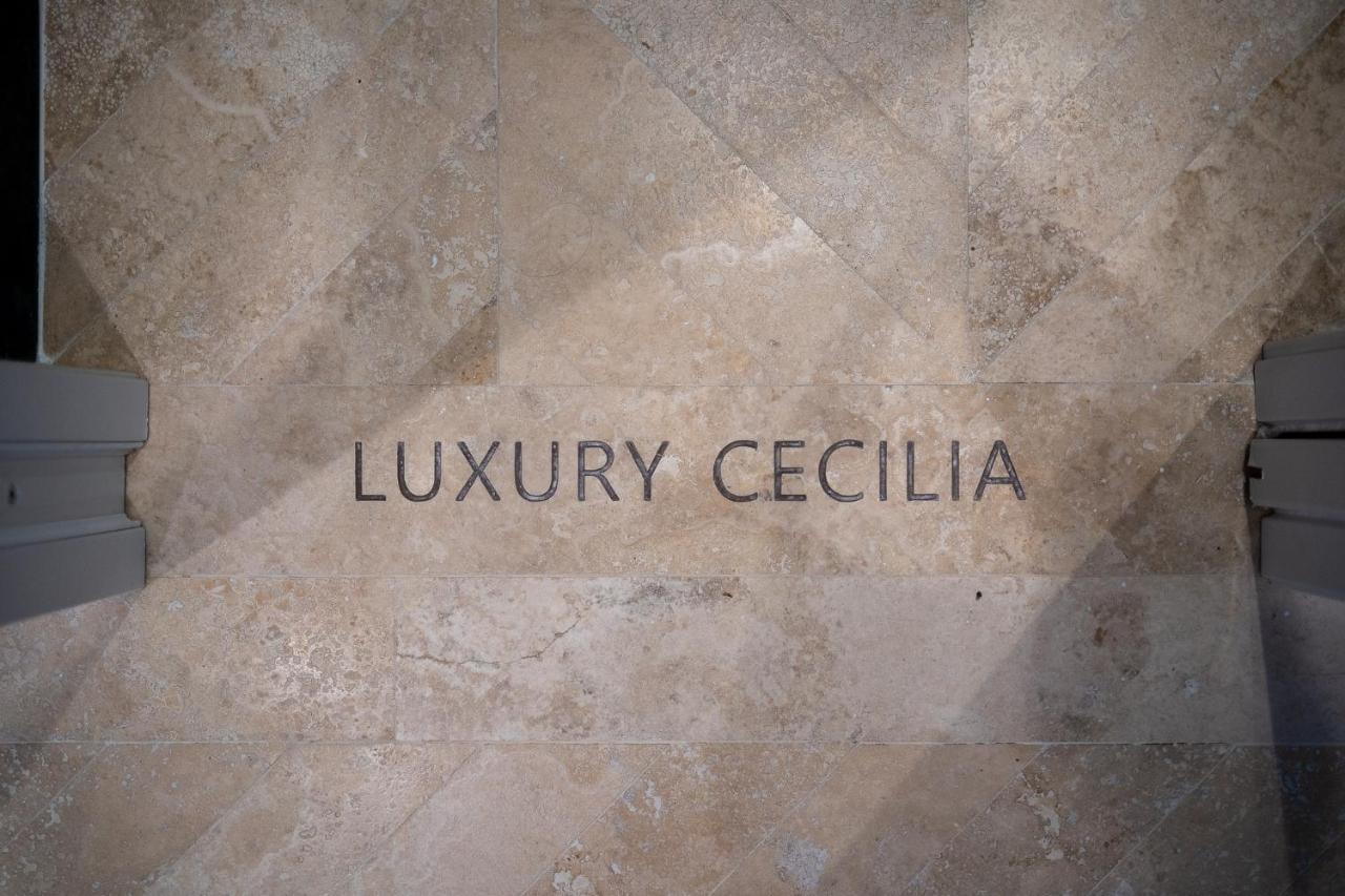 Hôtel Luxury Cecilia Via Antonio Del Re 9 Tivoli Extérieur photo